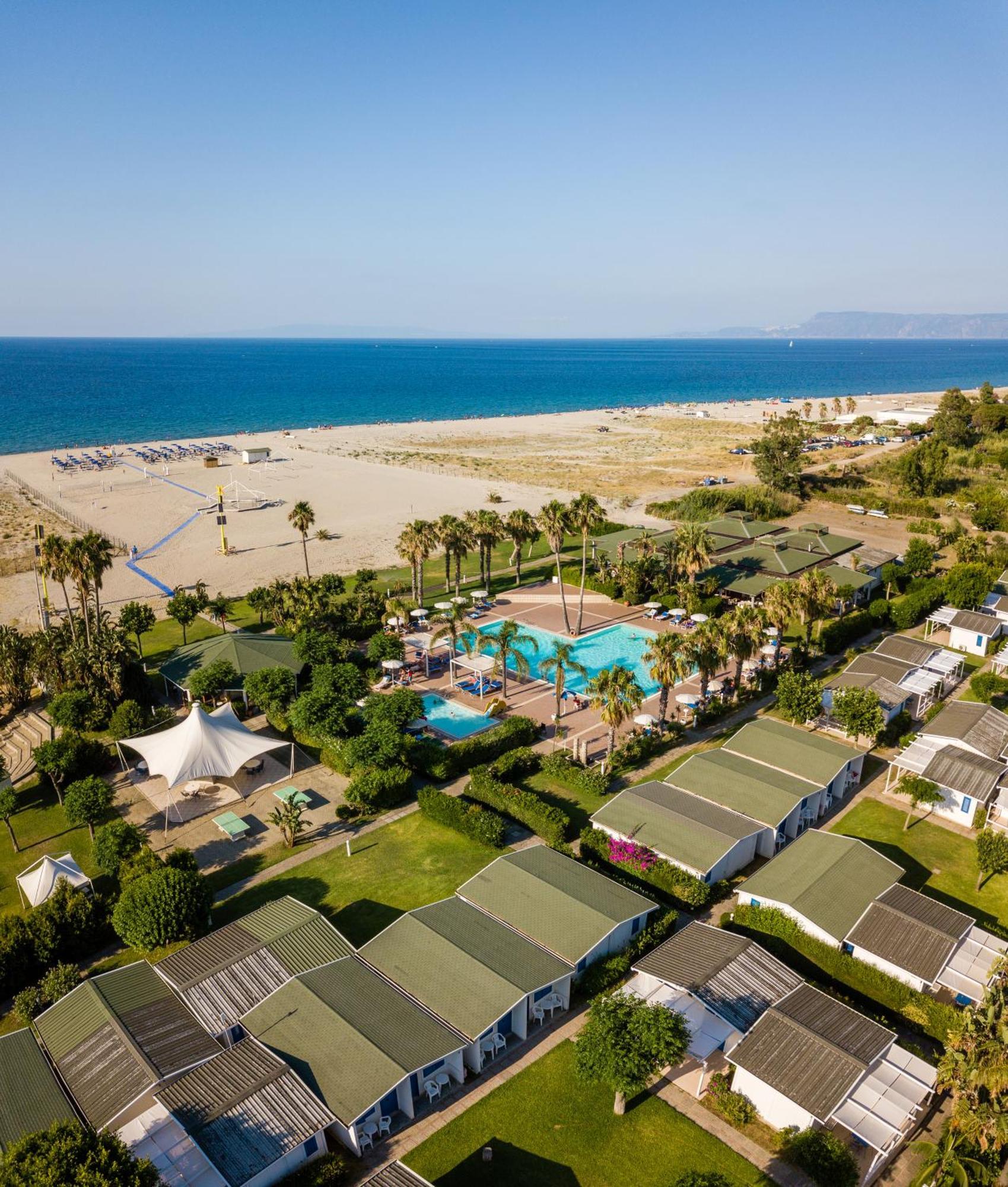 Le Dune Beach Club Messina Exterior photo
